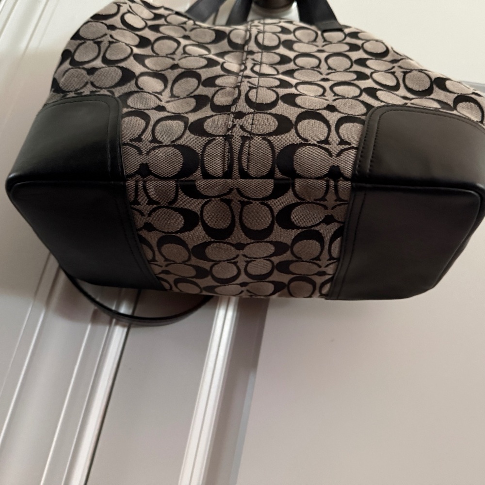 Coach black and gray shoulder bag.  Like new. - Picture 3 of 7